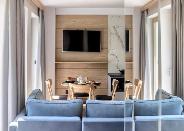 Bachledzki Wierch, Διαμέρισμα *